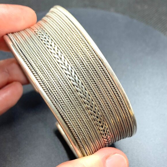 VTG Sterling Silver 925 Textured Twist Rope Design Cuff Bracelet Size 1.25" Wide - Picture 3 of 15